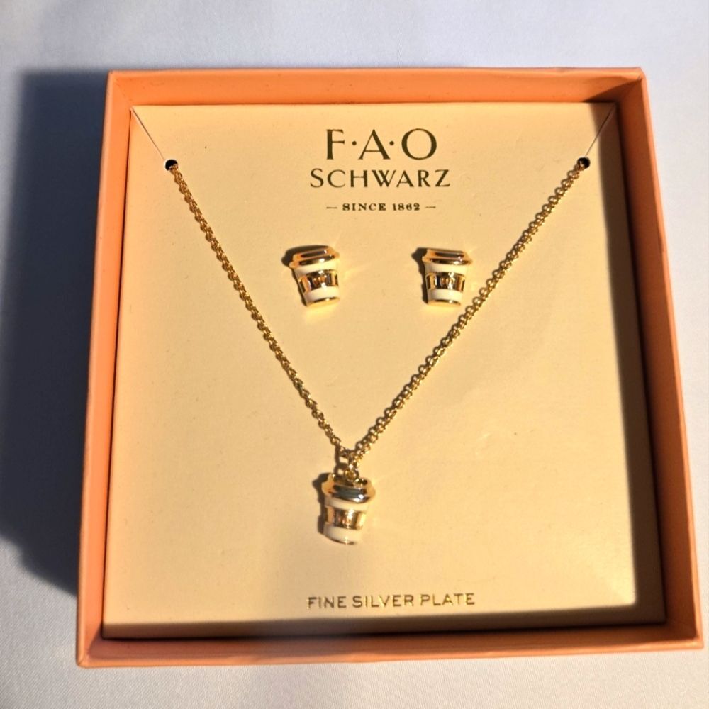 FAO Schwarz Goldtone Fine Silver Plated Necklace with Modern Geometric Design